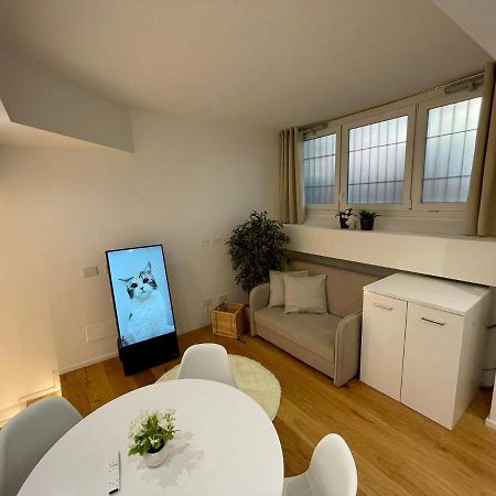 Led House Cadore - Bilocale Zona Milano Centro ภายนอก รูปภาพ